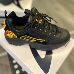 Fila Disruptor II Patches
